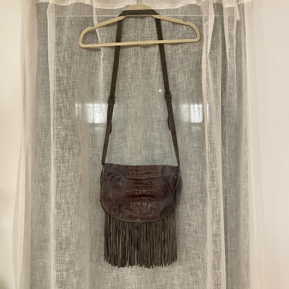 Beautiful Grey Suede Western Fringe Boho Crossbody Bag - Picture 7 of 9